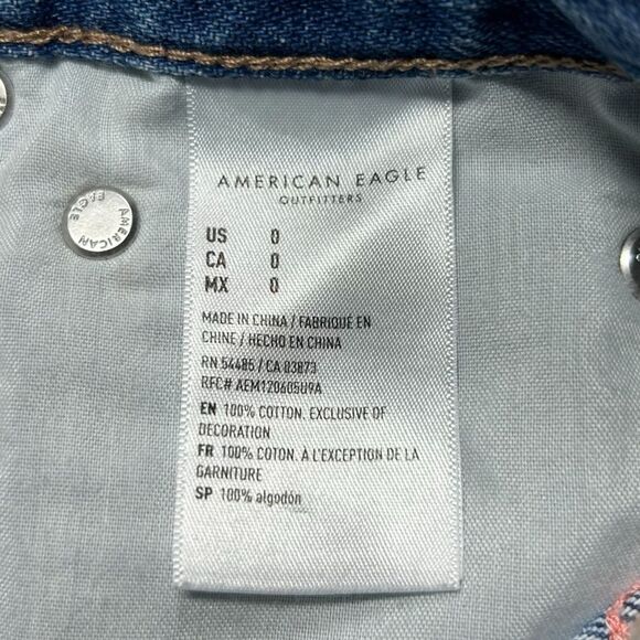 American Eagle AE Denim '90s Boyfriend Short High Rise Embroidered Shorts Size 0 - Picture 6 of 9